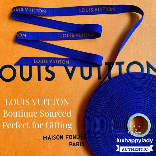 Yard of louis - , /